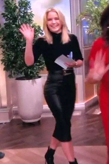 Sara Haines (11/3/2023)