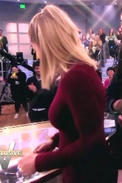 Sara Haines (11/8/2023)