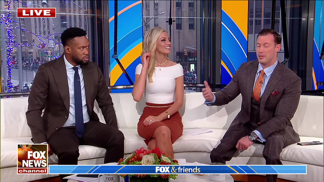 FOX and Friends 2023-11-23-0800 (02).png
