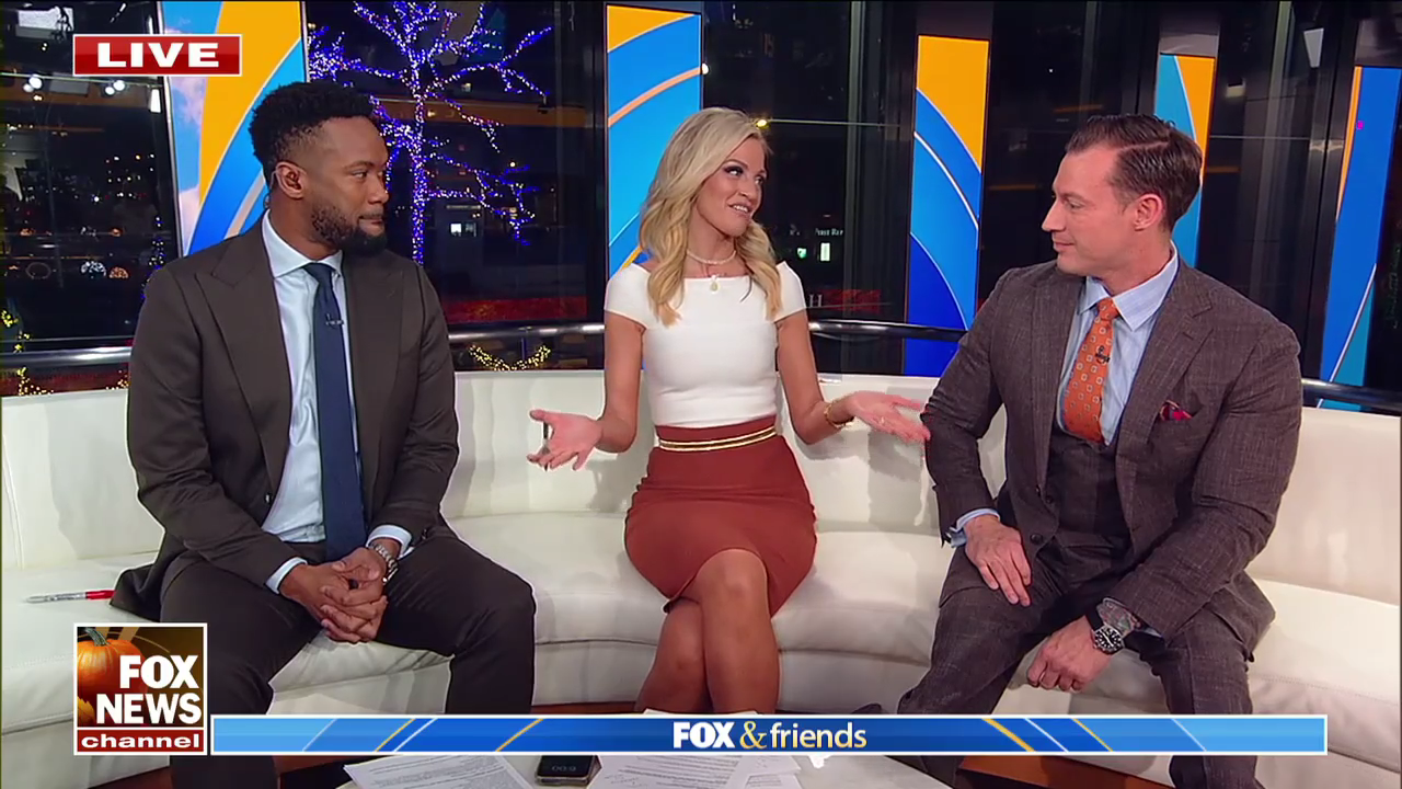 FOX and Friends 2023-11-23-0600 (03).png