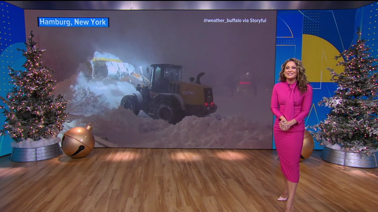 Good Morning America 2023-11-28-0700 (09).png