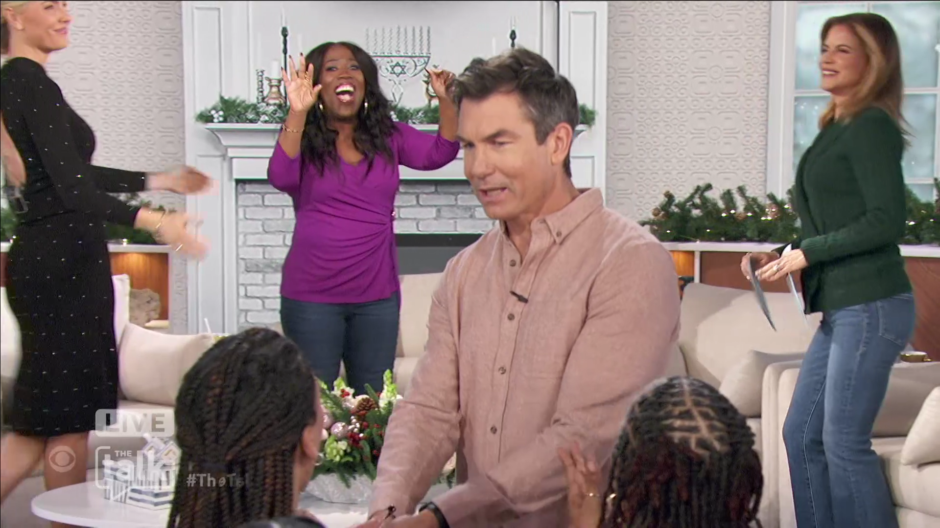 The Talk S14E35 2023-11-28-1400 (08).png