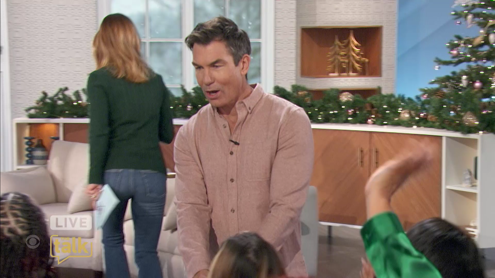 The Talk S14E35 2023-11-28-1400 (07).png