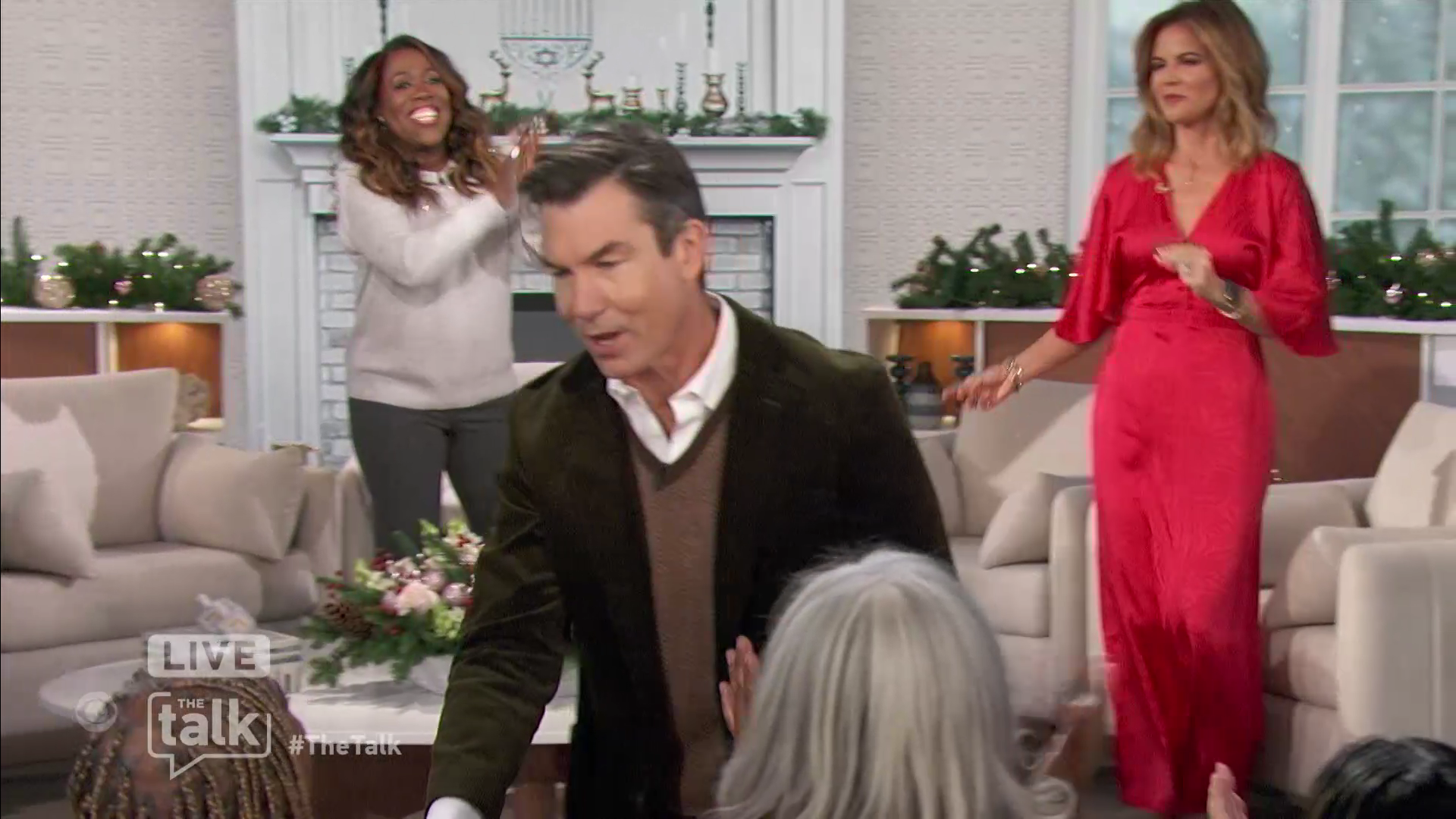 The Talk S14E36 2023-11-29-1400 (07).png