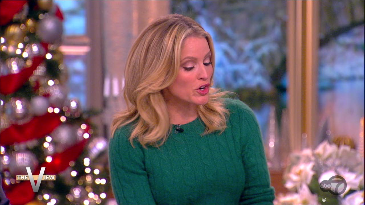 The View S27E62 2023-12-01-1135 (34).png