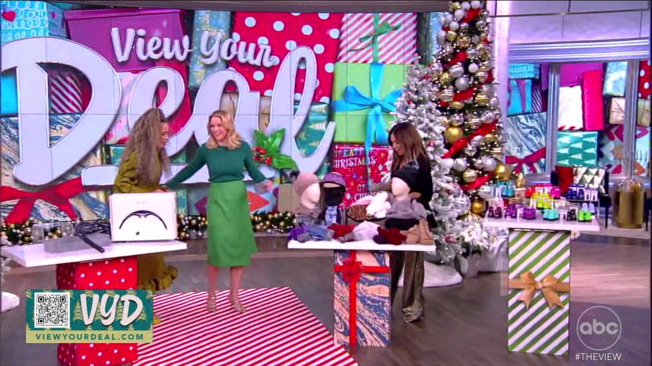 The View S27E62 2023-12-01-1135 (22).png