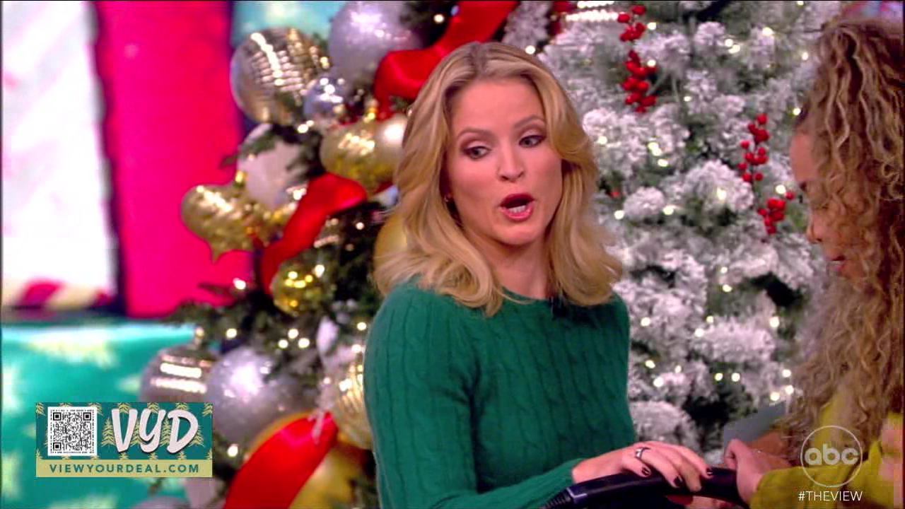 The View S27E62 2023-12-01-1135 (20).png