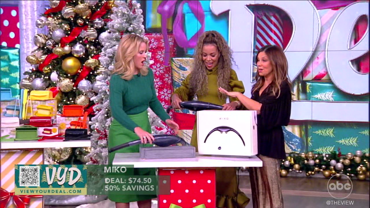 The View S27E62 2023-12-01-1135 (17).png
