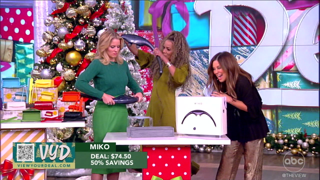 The View S27E62 2023-12-01-1135 (15).png