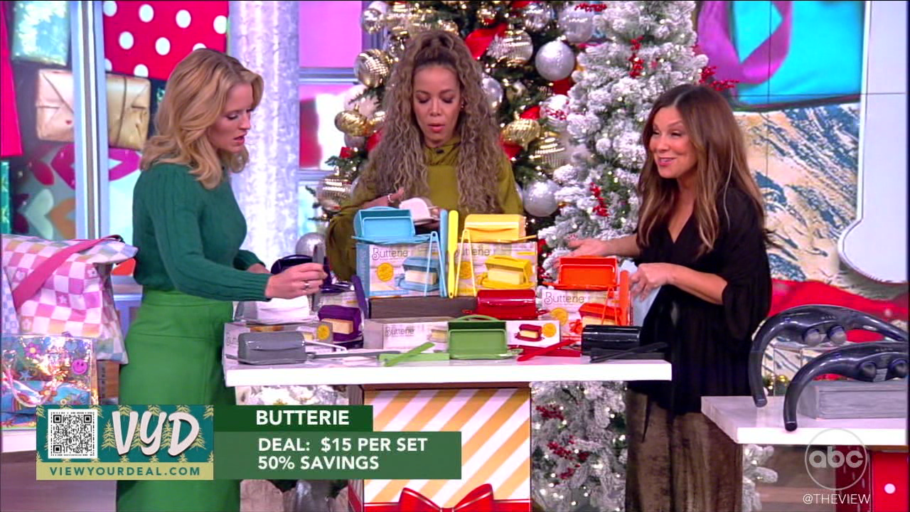 The View S27E62 2023-12-01-1135 (12).png