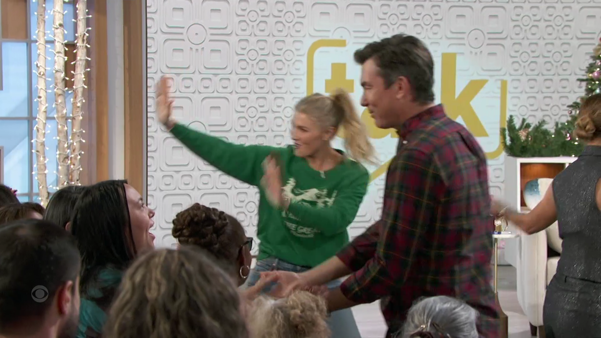 The Talk S14E38 2023-12-01-1400 (10).png