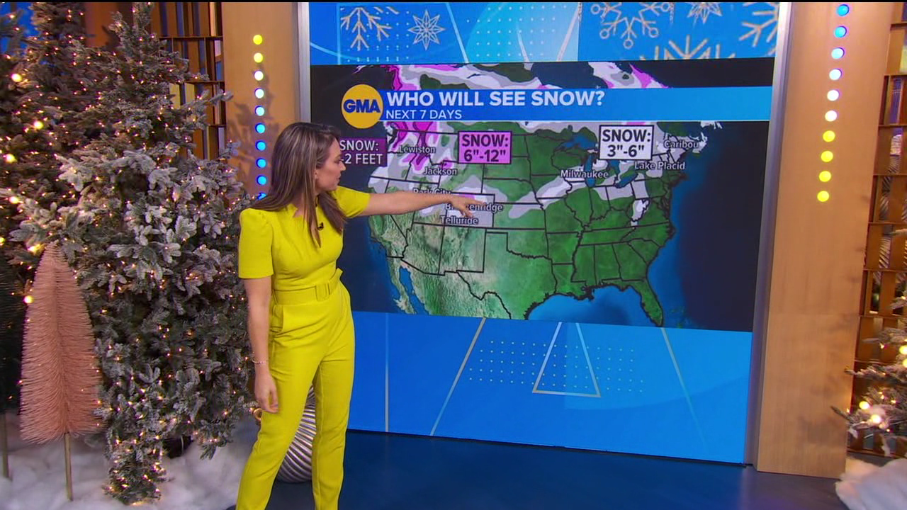 Good Morning America 2023-12-04-0700 (39).png