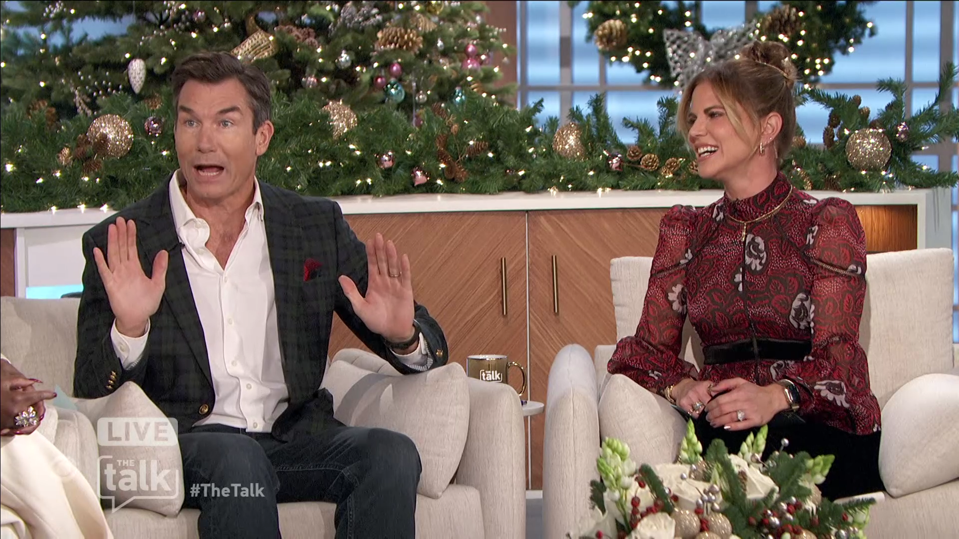 The Talk S14E39 2023-12-04-1400 (19).png