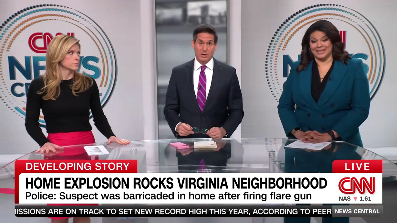 CNN News Central 2023-12-05-1100 (11).png