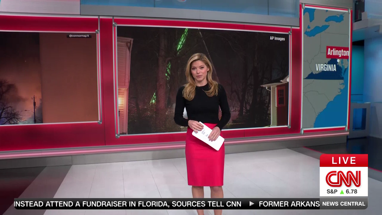 CNN News Central 2023-12-05-1100 (02).png
