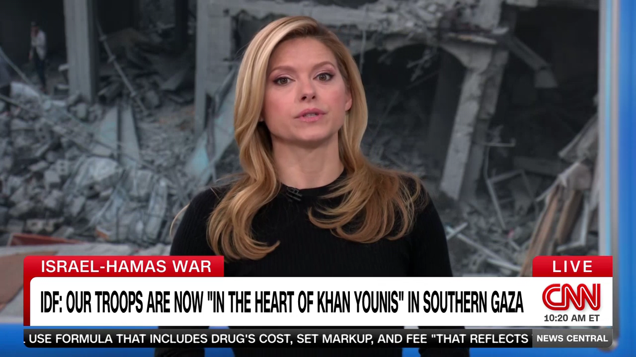 CNN News Central 2023-12-05-1000 (09).png