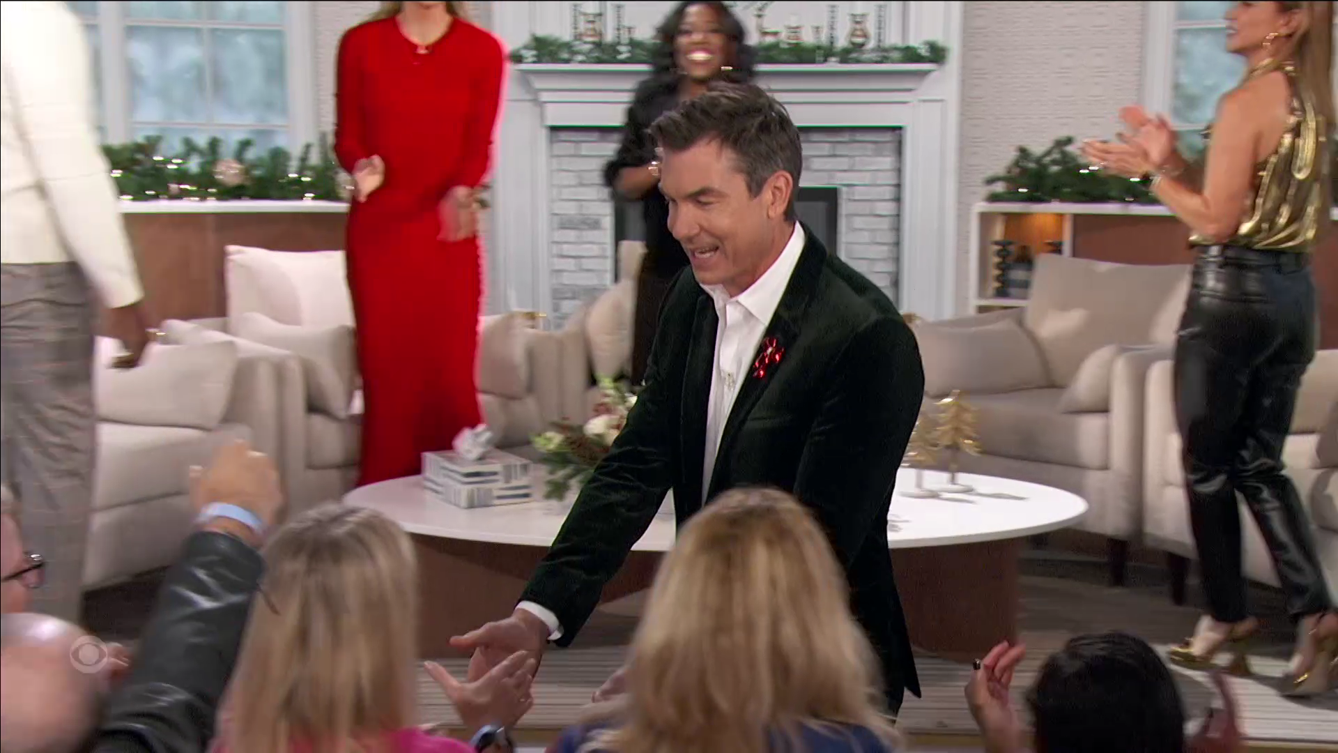 The Talk S14E40 2023-12-05-1400 (10).png