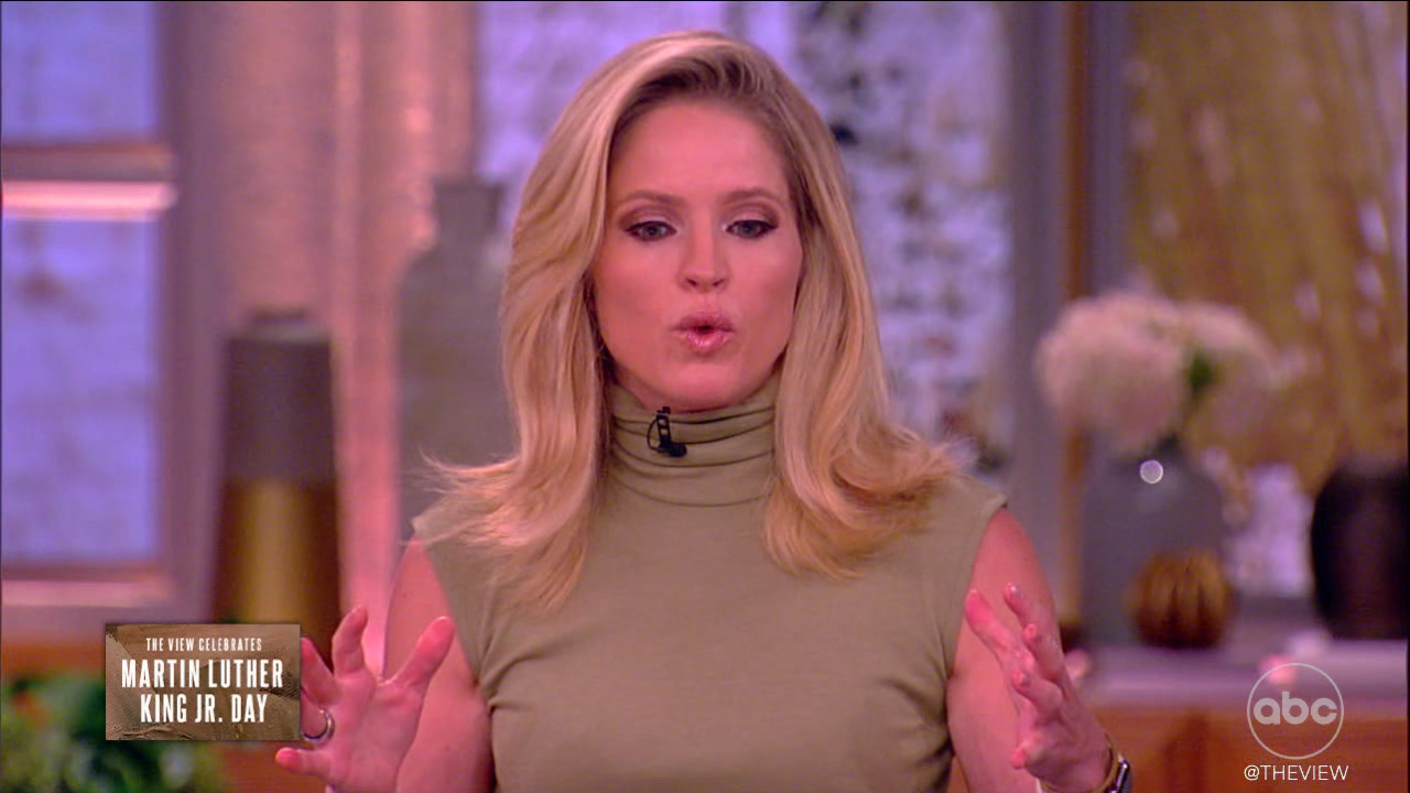 The View S27E82 2024-01-15-1100 (21).png
