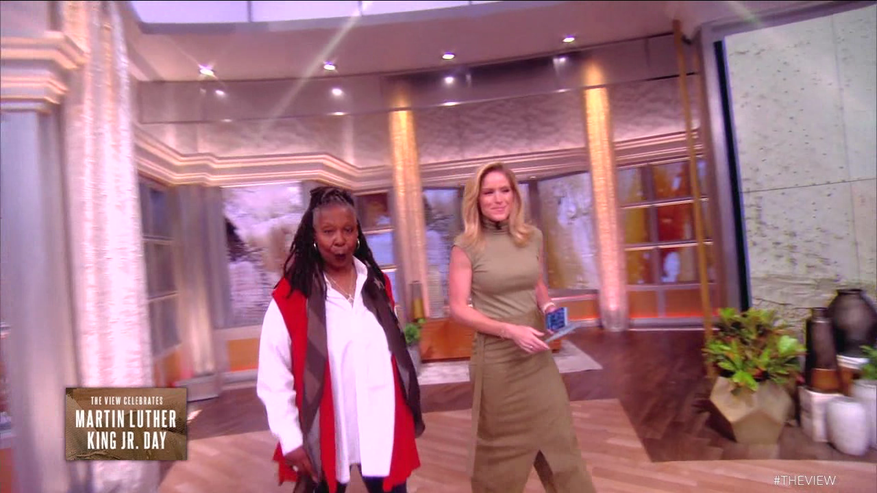 The View S27E82 2024-01-15-1100 (03).png
