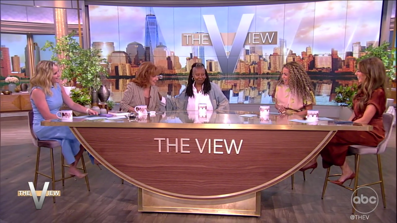 The View S27E153 2024-05-01-1100 (28).png
