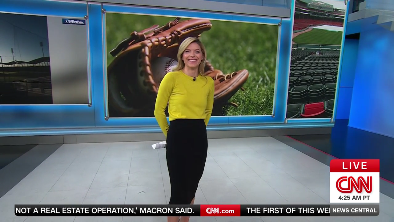 Kate Bolduan (2/12/2025) — Newswomen