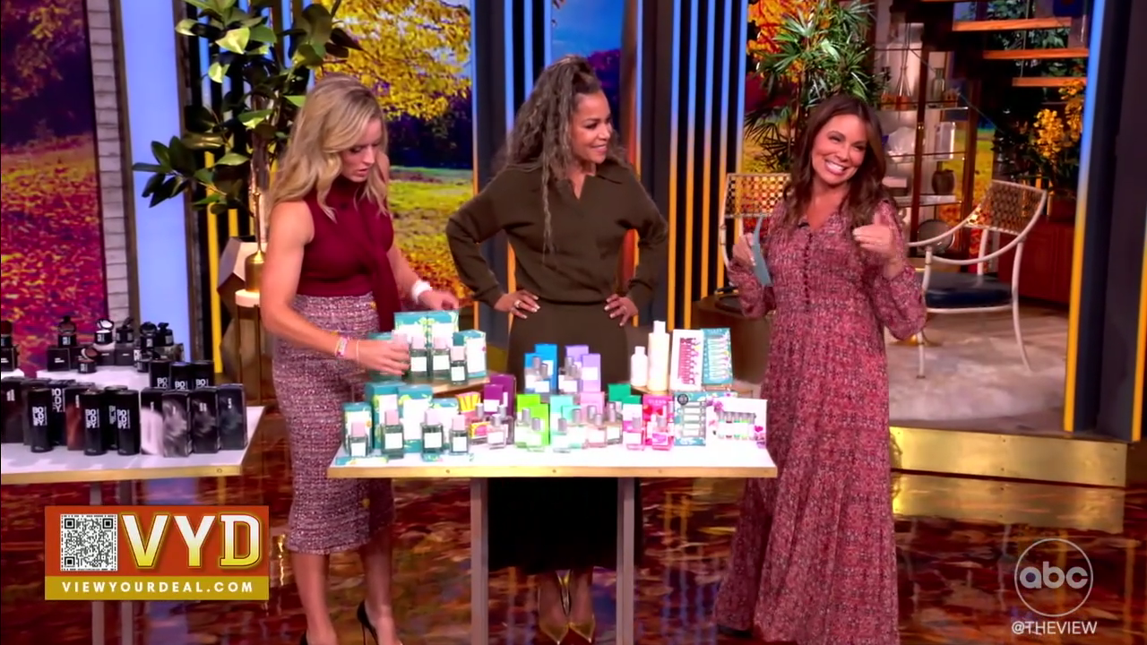 The View S29E05 2025-09-12-1100 (50).png