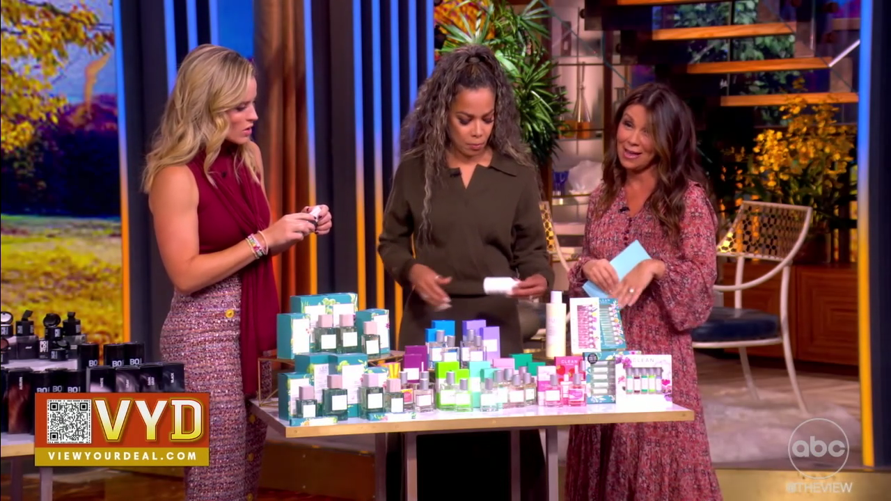 The View S29E05 2025-09-12-1100 (52).png