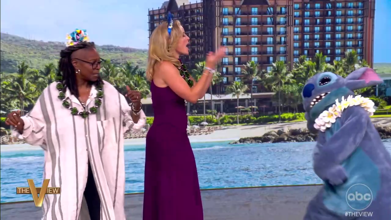 The View S29E07 2025-09-16-1100 (32).png