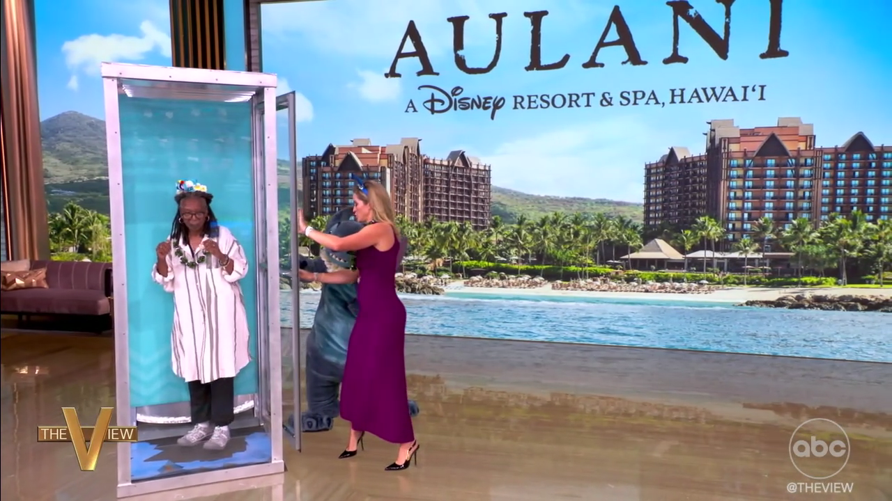 The View S29E07 2025-09-16-1100 (33).png