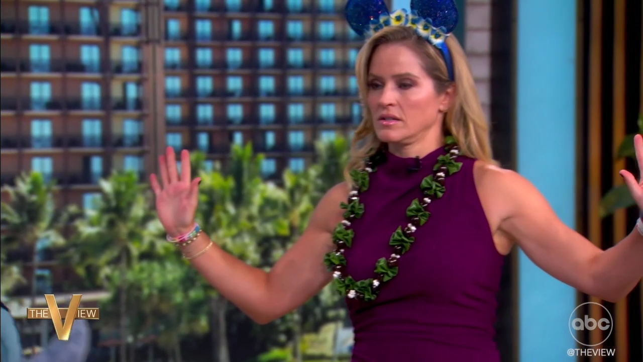 The View S29E07 2025-09-16-1100 (35).png
