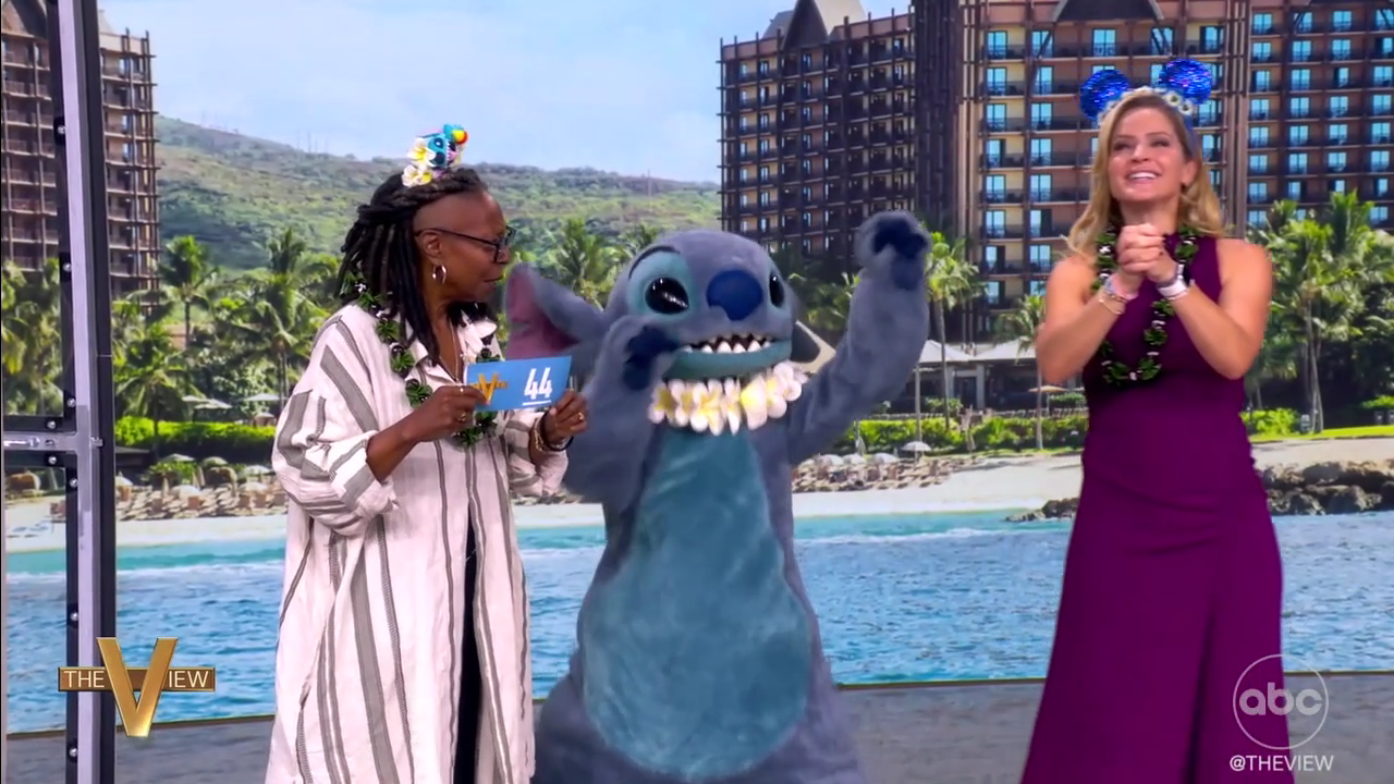 The View S29E07 2025-09-16-1100 (38).png