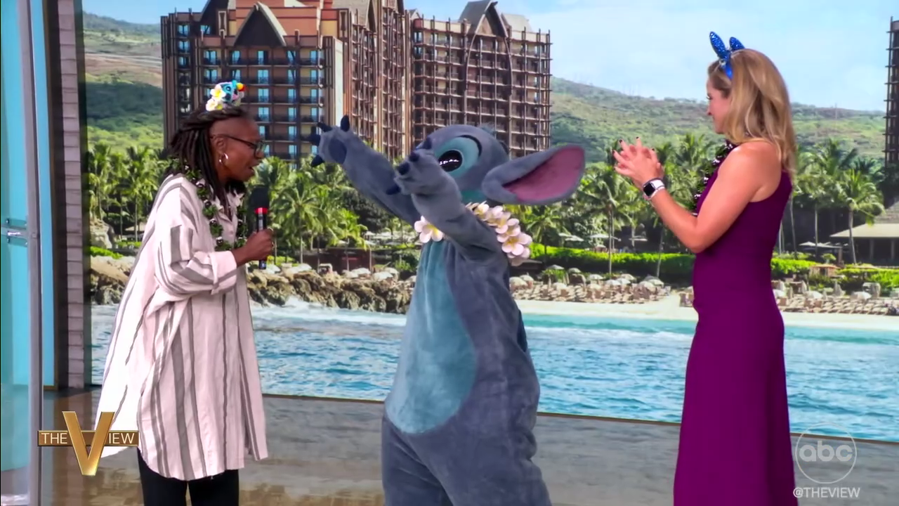 The View S29E07 2025-09-16-1100 (39).png
