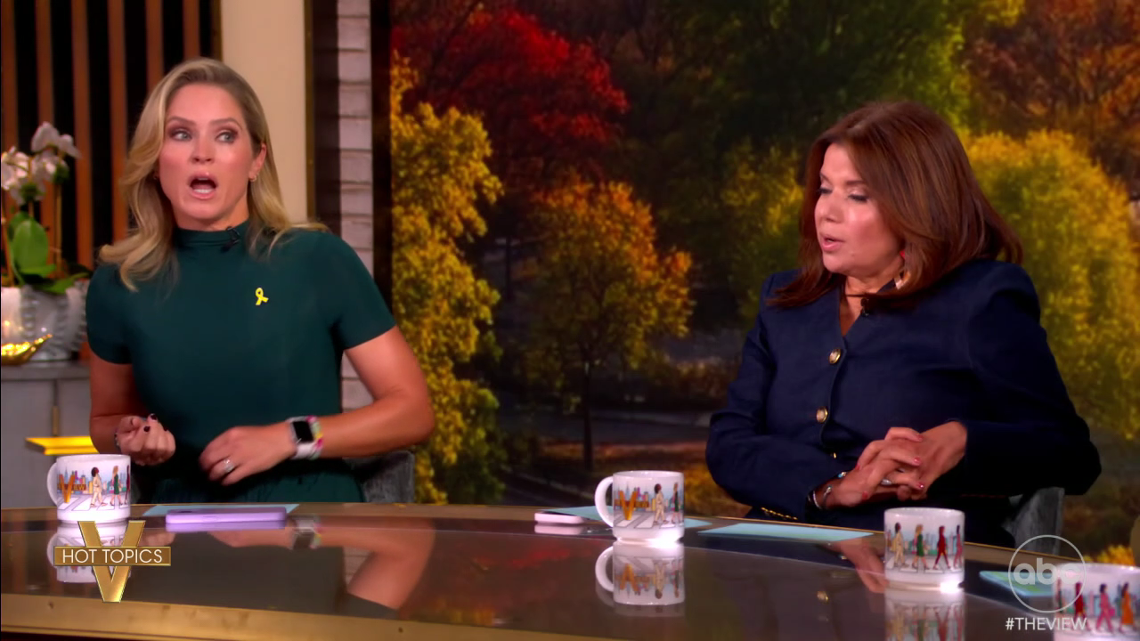 The View S29E10 2025-09-19-1100 (17).png