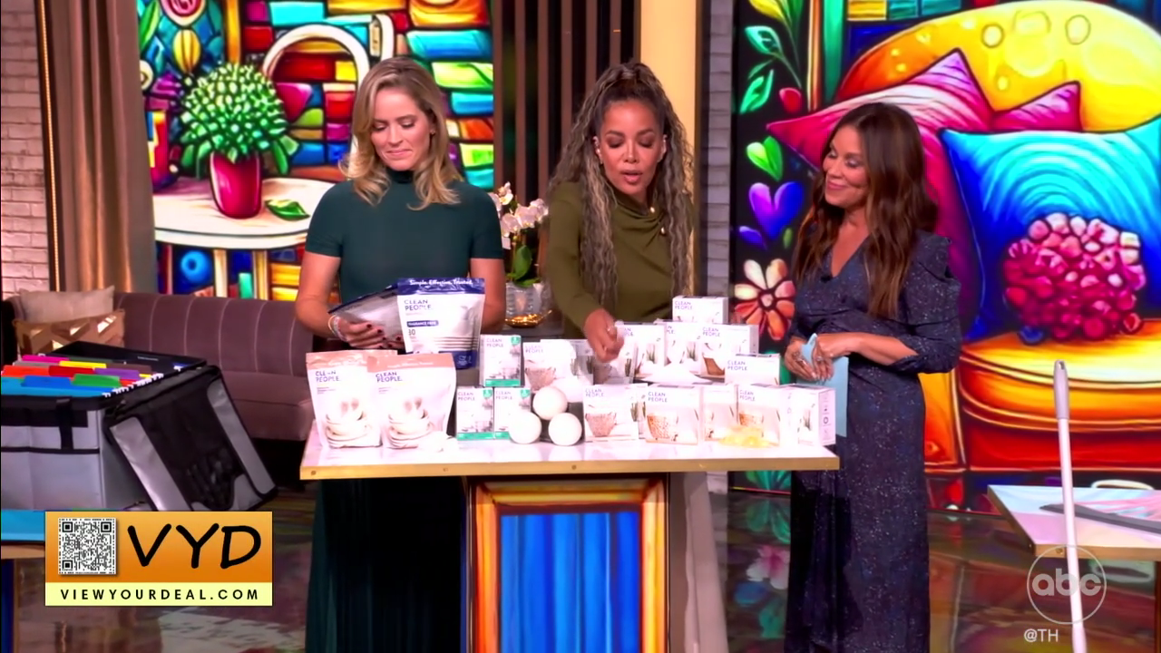 The View S29E10 2025-09-19-1100 (25).png
