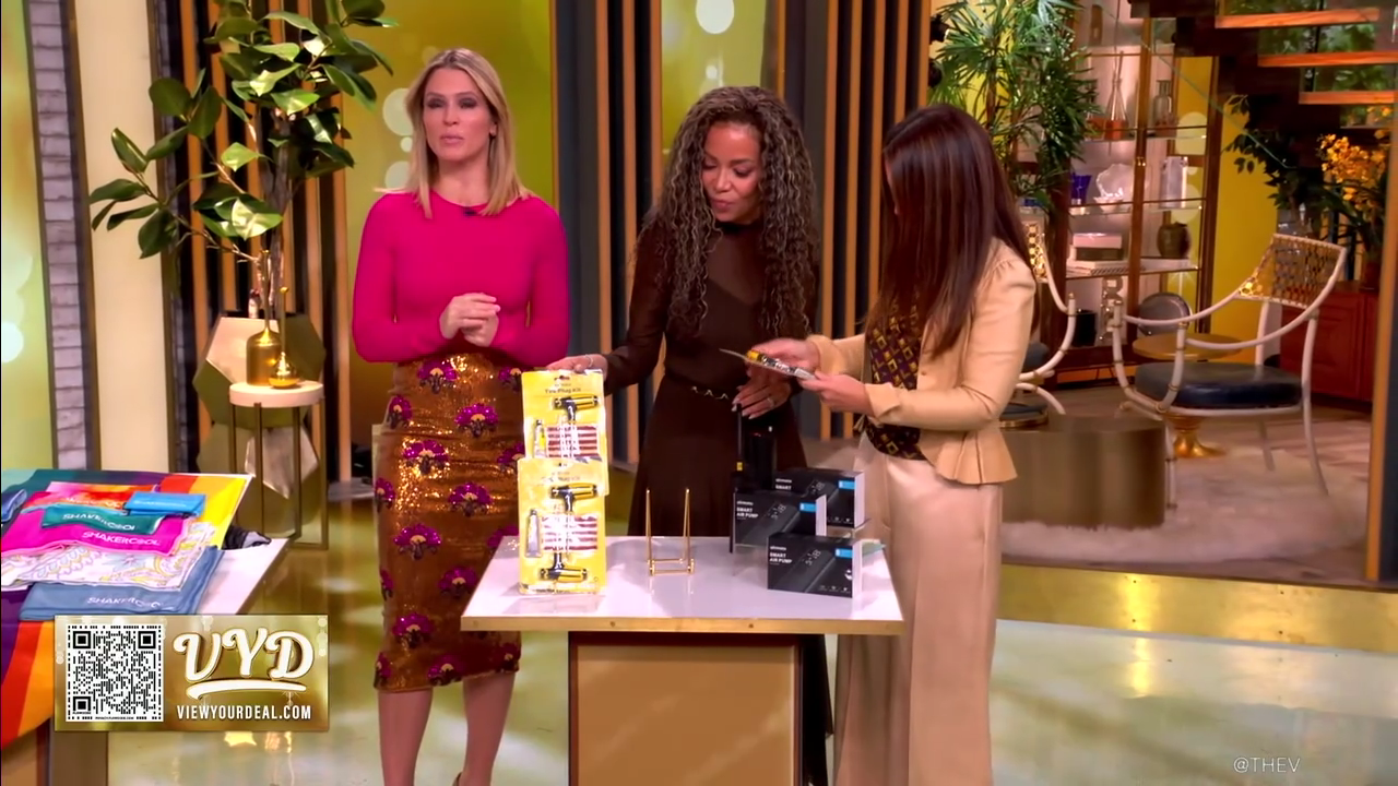The View S29E46 2025-11-10-1100 (71).png