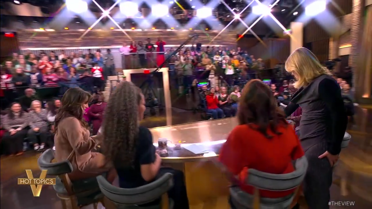 The View S29E47 2025-11-11-1100 (14).png
