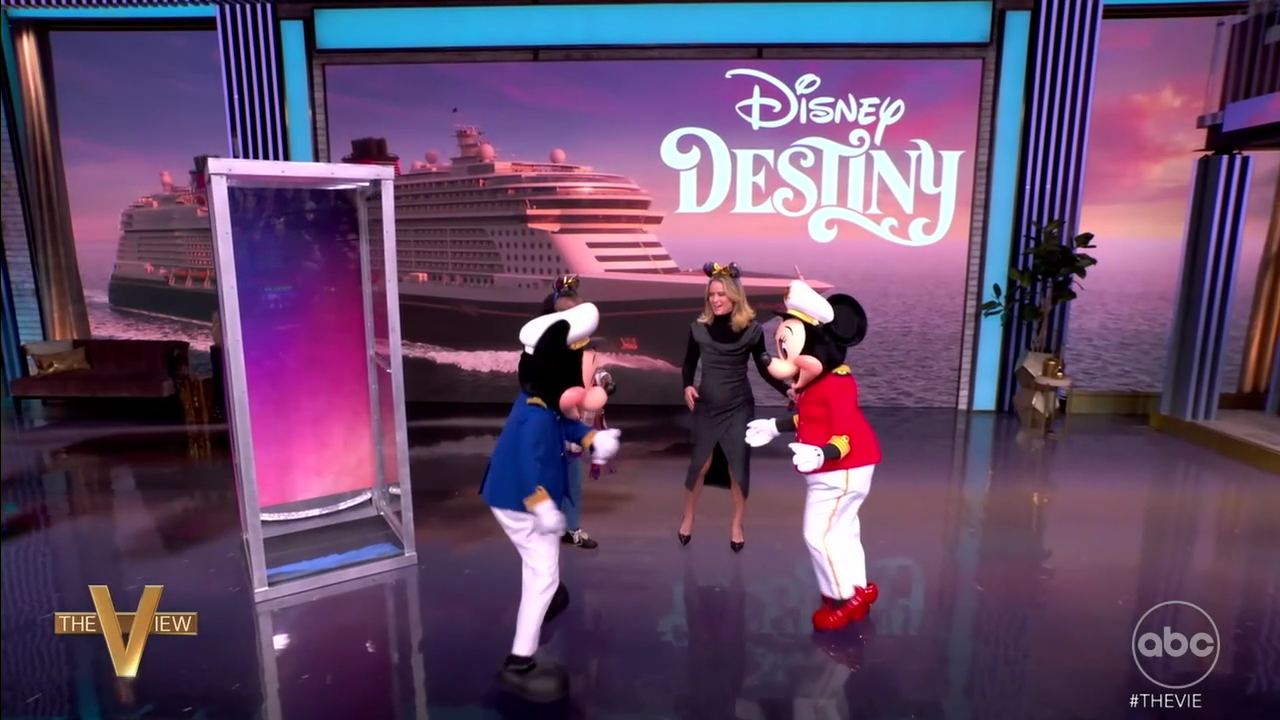 The View S29E47 2025-11-11-1100 (26).png