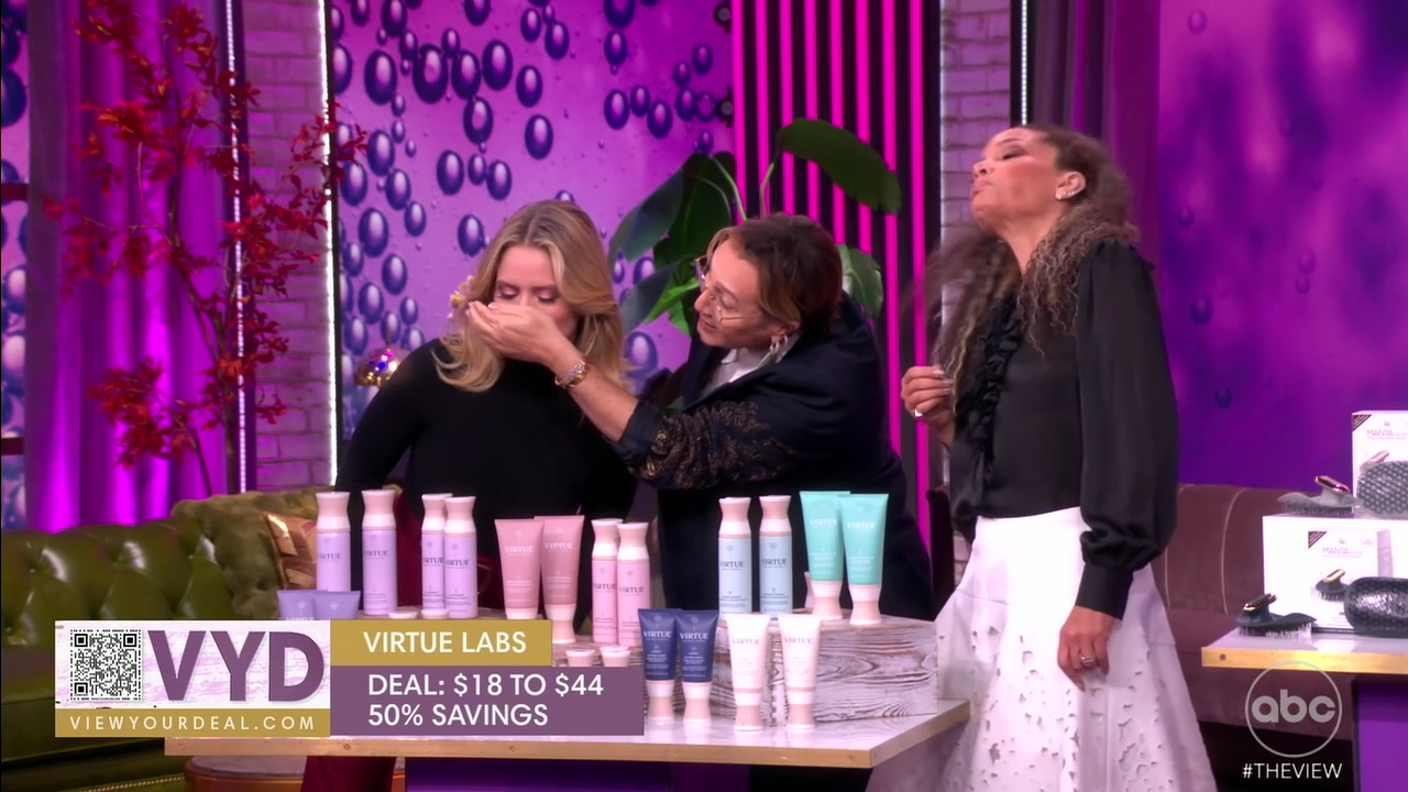 The View S29E48 2025-11-12-1100 (19).png