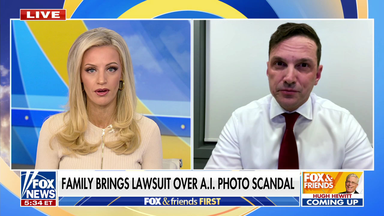 FOX & Friends First 2025-11-13-0500 (10).png