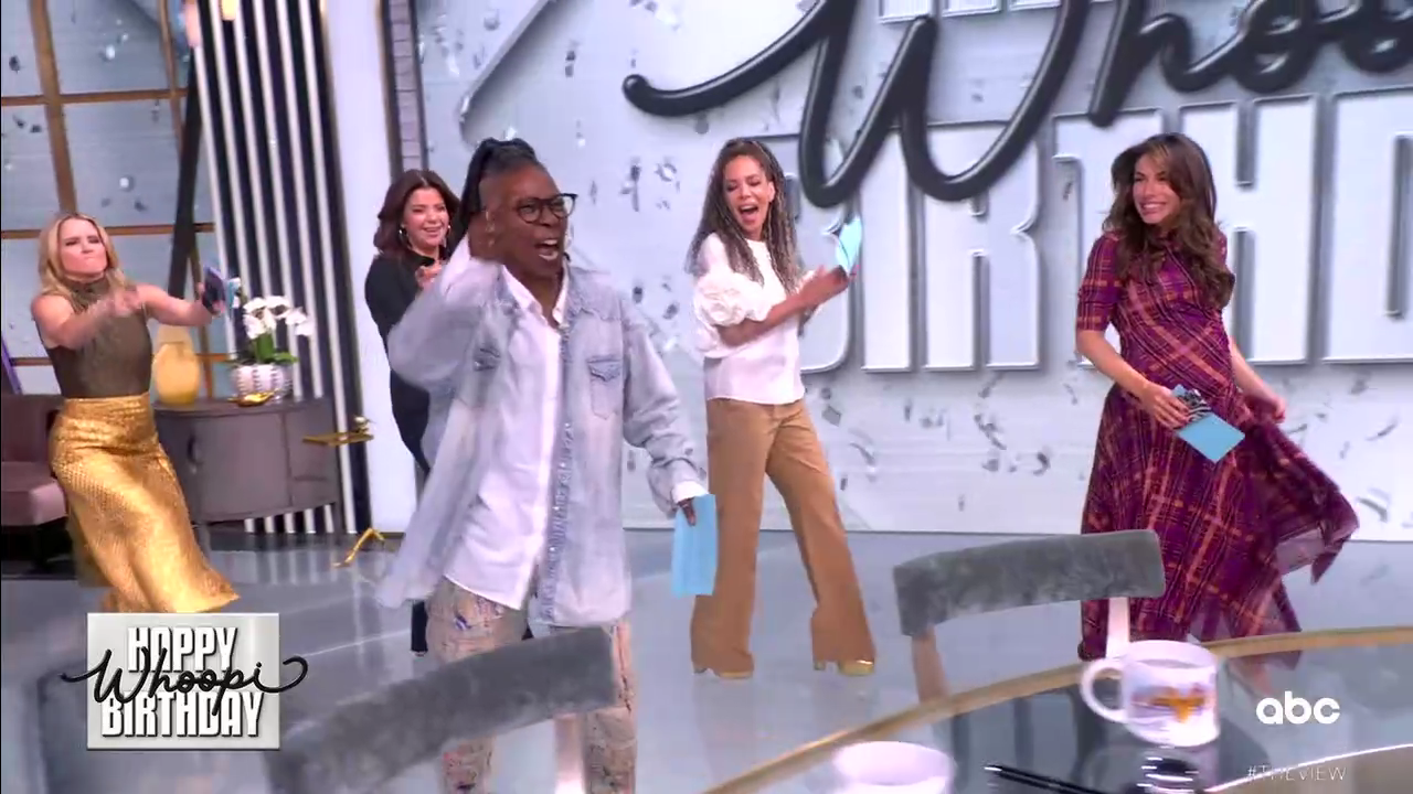 The View S29E49 2025-11-13-1100.png