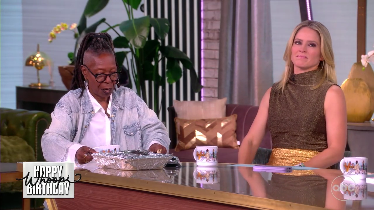 The View S29E49 2025-11-13-1100 (12).png