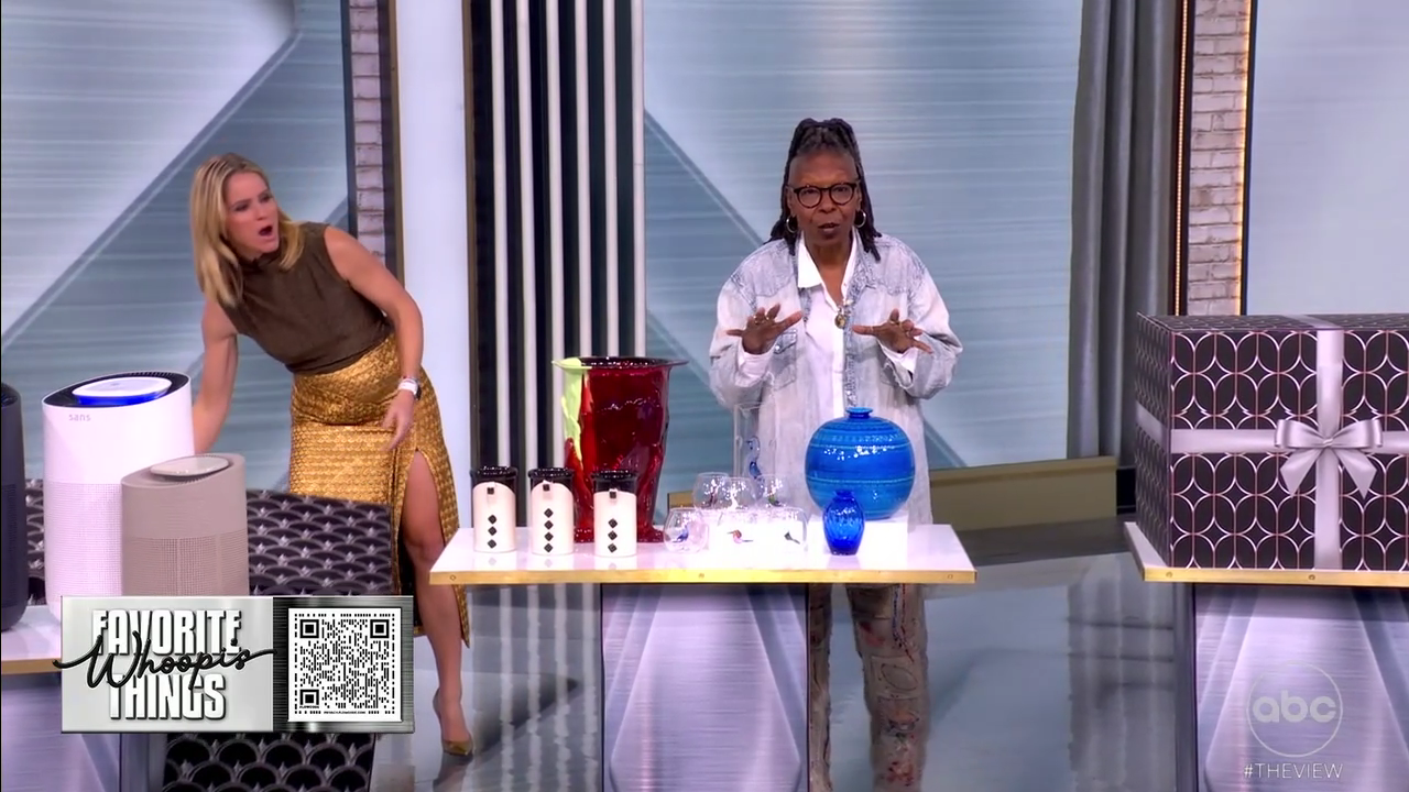 The View S29E49 2025-11-13-1100 (40).png