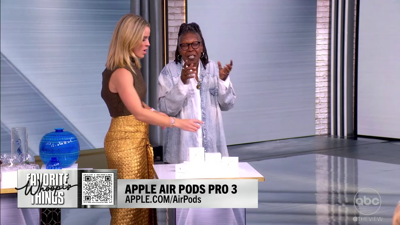 The View S29E49 2025-11-13-1100 (47).png