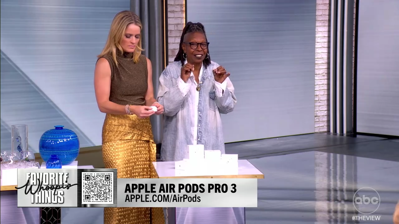 The View S29E49 2025-11-13-1100 (49).png