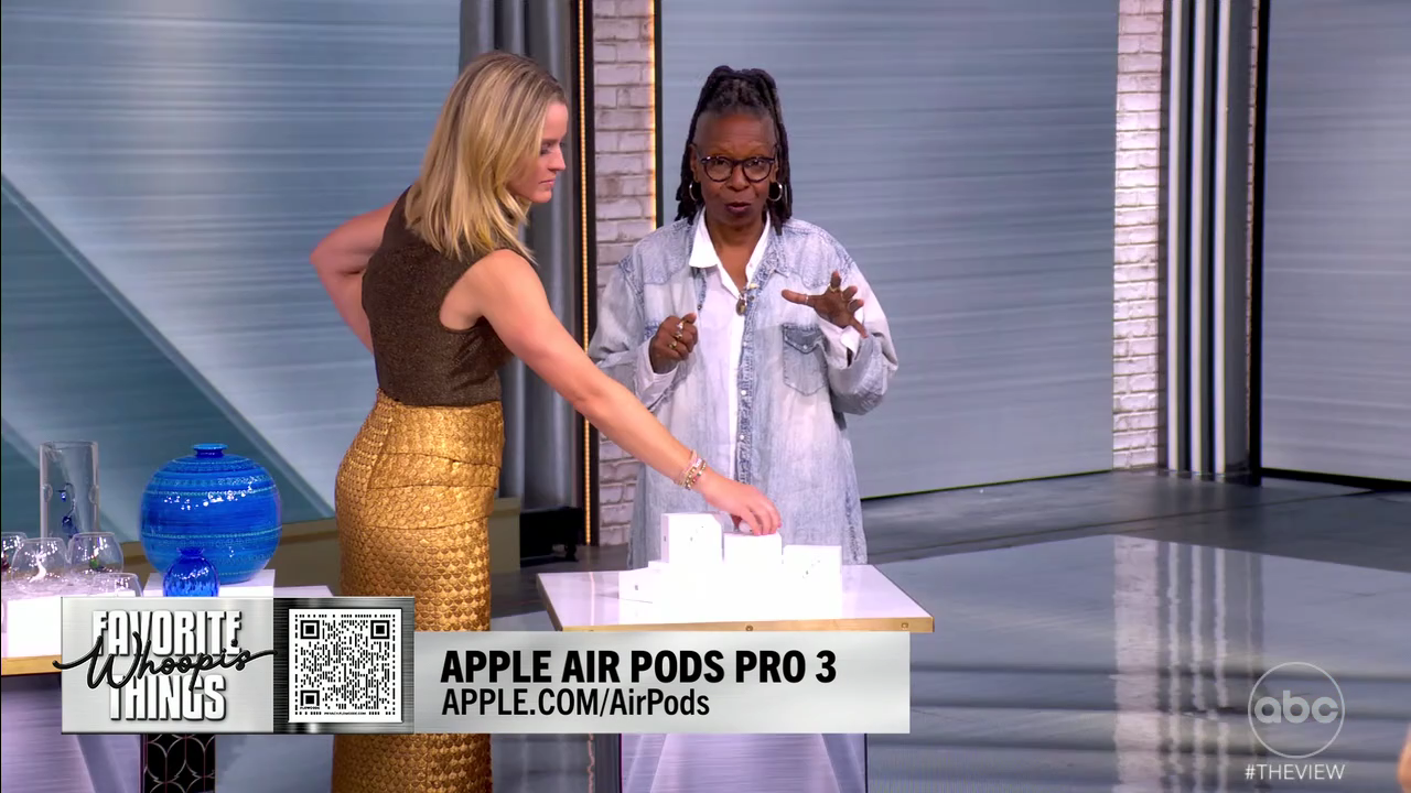 The View S29E49 2025-11-13-1100 (50).png