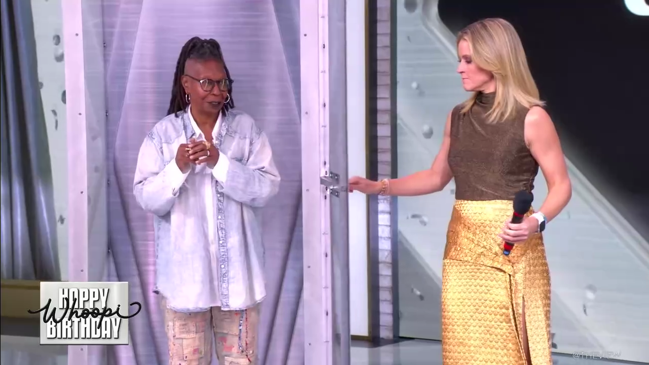 The View S29E49 2025-11-13-1100 (73).png