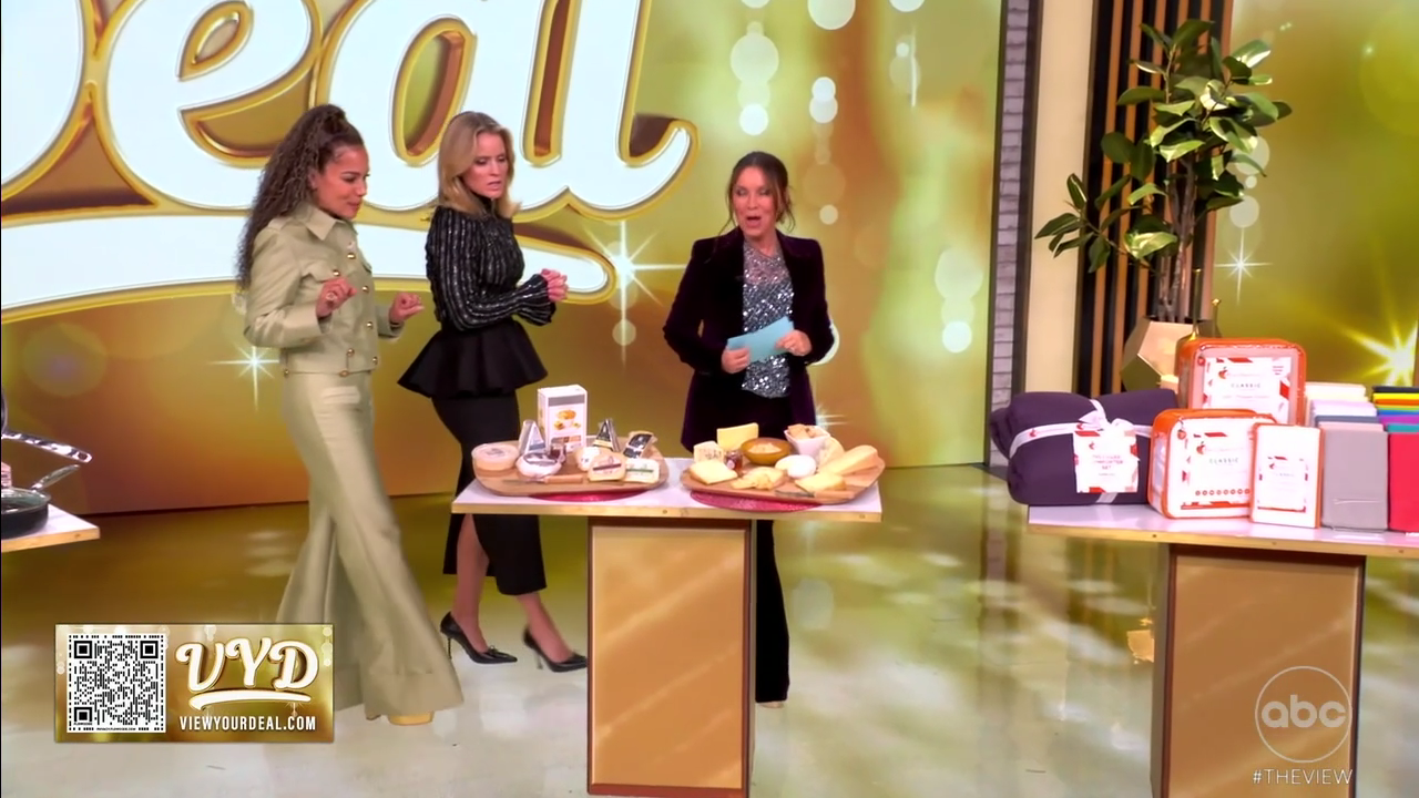 The View S29E51 2025-11-17-1100 (20).png