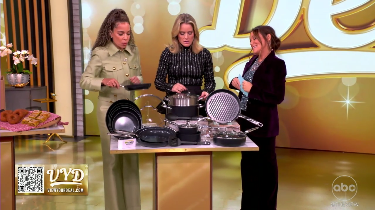 The View S29E51 2025-11-17-1100 (16).png