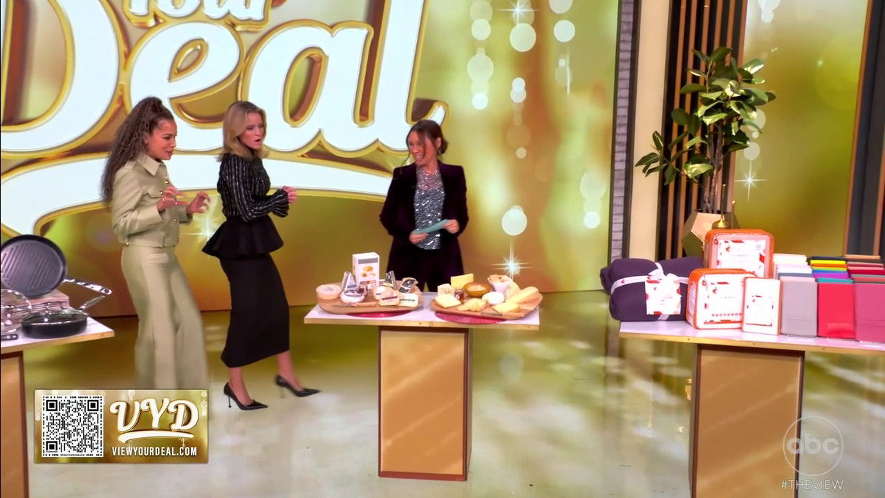 The View S29E51 2025-11-17-1100 (19).png