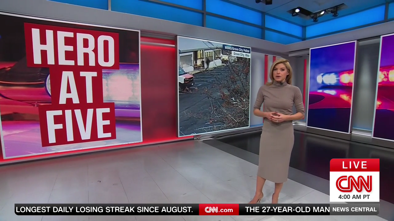 CNN News Central 2025-11-19-0700 (03).png